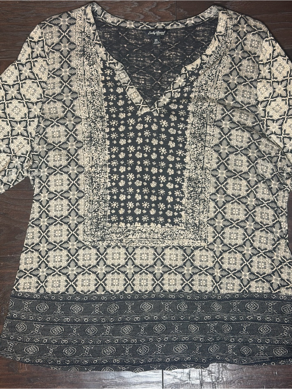 Lucky Brand 2X Black Cream Mixed Print Lace Back Boho Top - Picture 3 of 10